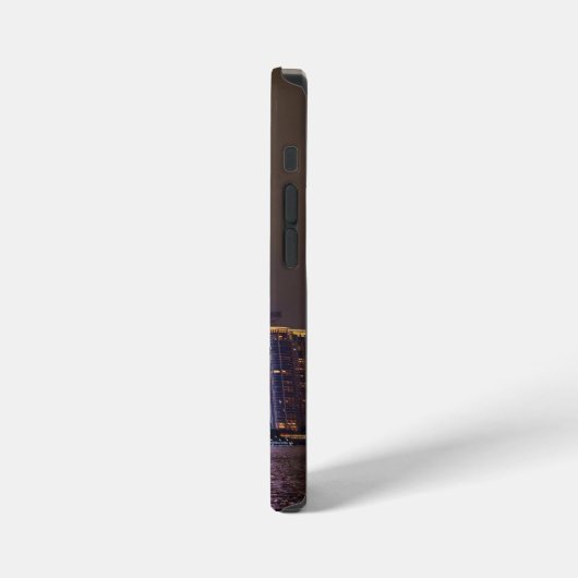 Electric Dreams - Futuristic Shanghai Skyline, A C iPhoneケース (左側面)