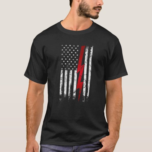 Electrician American Flag Electrical Engineering Tシャツ (正面)