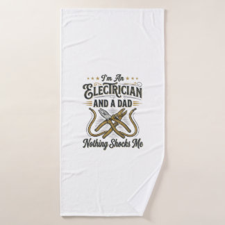 Electrician Dad Nothing Shocks Me Vintage Shirt De バスタオル
