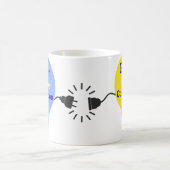 Electrician Mug – Power In Every Connection  コーヒーマグカップ (中央)