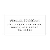 Eleganスクリプトの2つの名前のシンプル差出人住所 ラバースタンプ (インプリント)