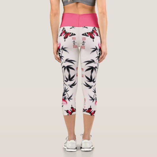 Elegance in Bloom: Floral Harmony Printed カプリレギンス (裏面)