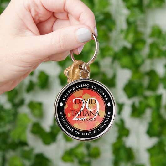 Elegant 29th Garnet Wedding Anniversary キーホルダー (手)
