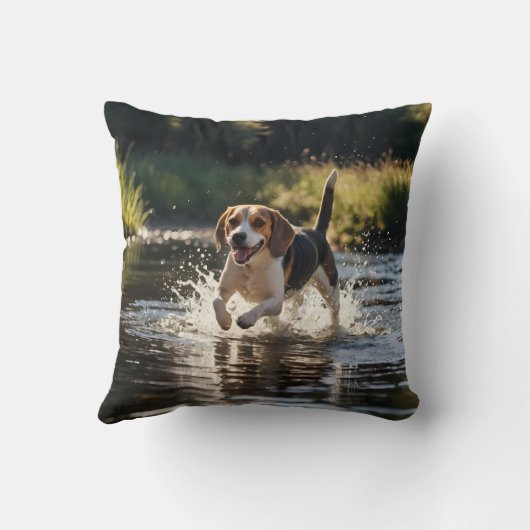 Elegant Beagle Throw Pillow クッション (裏面)