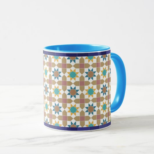 Elegant Beige Green and Red Geometric Pattern Mug マグカップ (正面右)