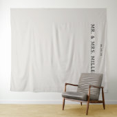 Elegant Beige Minimalist Names Date タペストリー (インサイチュ(横))