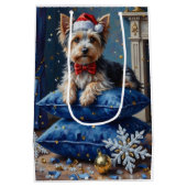 Elegant Biewer Terrier Dog Velvet Christmas ミディアムペーパーバッグ (裏面)