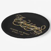 Elegant Black and Faux Gold Calligraphy Wedding ペーパープレート (アングル)