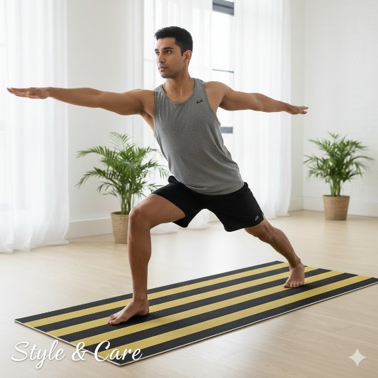 Elegant Black and M Gold Striped Yoga Mat Design ヨガマット