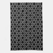 Elegant Black and White Petal Mandala Pattern キッチンタオル (縦)