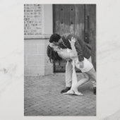 Elegant Black and White Simple Modern Wedding Menu (裏面)