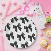 Elegant Black Bow Birthday ペーパープレート (パーティー)