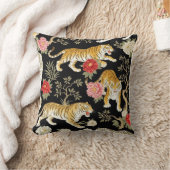 Elegant Black Chinoiserie Tiger and Peony Pattern クッション (ブランケット)