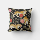 Elegant Black Chinoiserie Tiger and Peony Pattern クッション (正面)