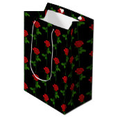 Elegant Black Gift Bag with Hand-Drawn Red Roses ミディアムペーパーバッグ (正面アングル)