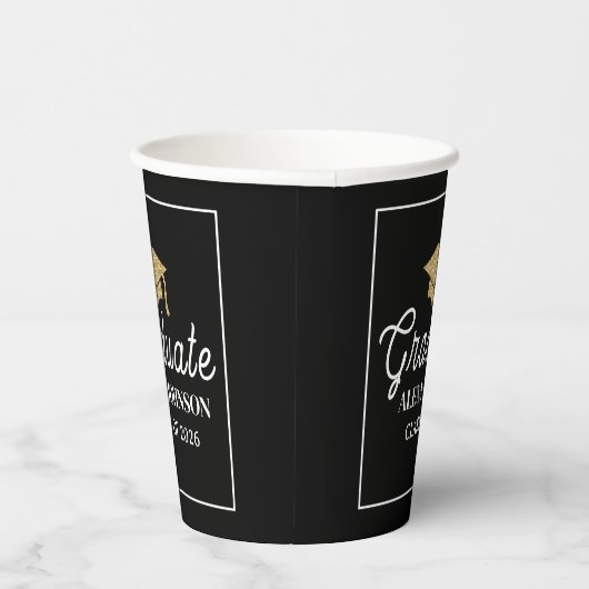Elegant Black & Gold Class Of 2026 Graduation 紙コップ (右)
