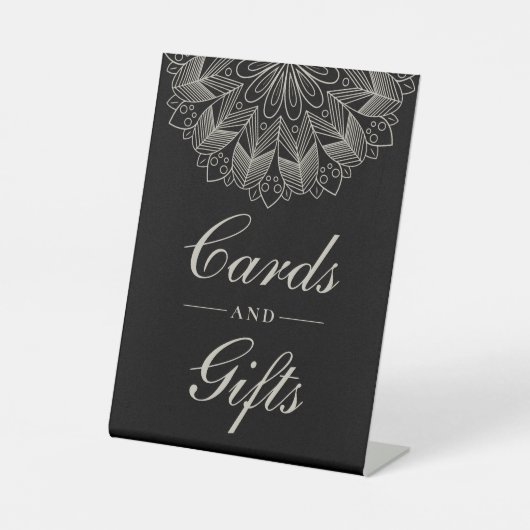 Elegant Black Indian Boho Wedding Gifts & Cards 台座サイン (正面)