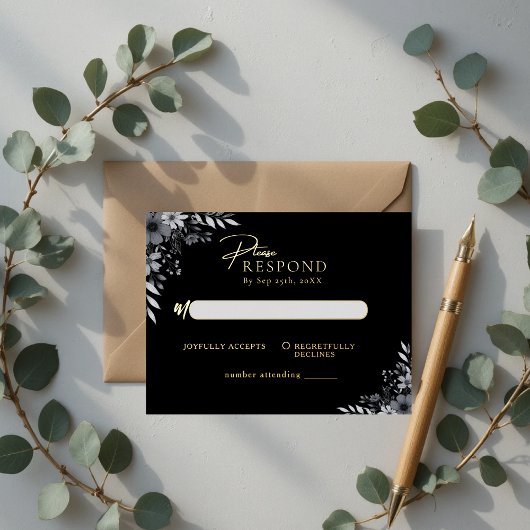 Elegant Black Minimalist Floral Wedding RSVP 箔招待状ポストカード