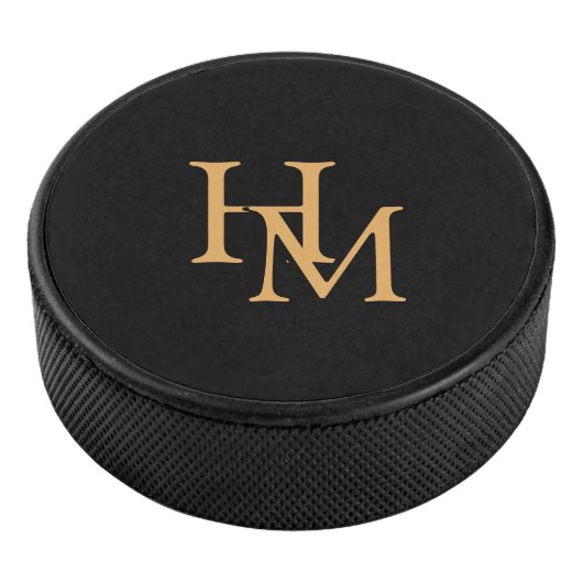 Elegant Black Puck with Gold Monogram Lettering アイスホッケーパック (3/4)