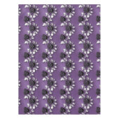 Elegant Black Roses With Silver Leaves テーブルクロス (正面)