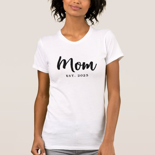 Elegant Black Script Established New Mom T-Shirt Tシャツ (正面)