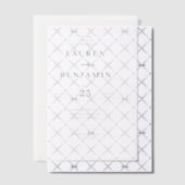 Elegant Black Serif Wedding Invitation ベラム紙招待状 (オフセット (招待状))