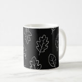Elegant Black & White Autumn Leaf Coffee Mug – Min コーヒーマグカップ (正面右)