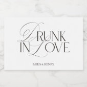 Elegant Black & White Drunk in Love Mini Champagne スパークリングワインラベル (シングルラベル)