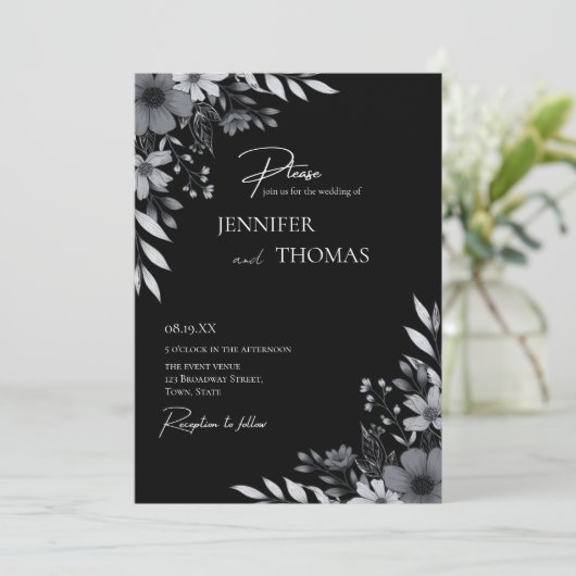 Elegant Black & White Floral Hand-Drawn Wedding 招待状 (スタンド正面)