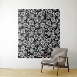 Elegant Black White Geometric Flowers Starburst タペストリー