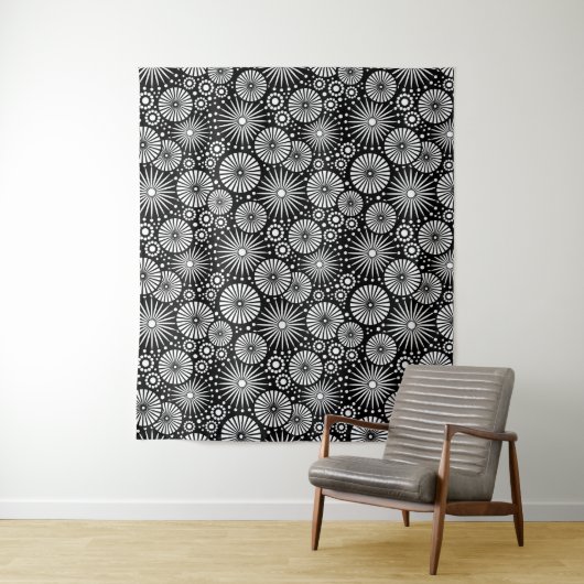 Elegant Black White Geometric Flowers Starburst タペストリー (インサイチュ)