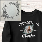 Elegant Black & White Photo Promoted To Grandpa スウェットシャツ