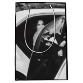 Elegant Black & White Wedding Gift Bag ミディアムペーパーバッグ (正面)