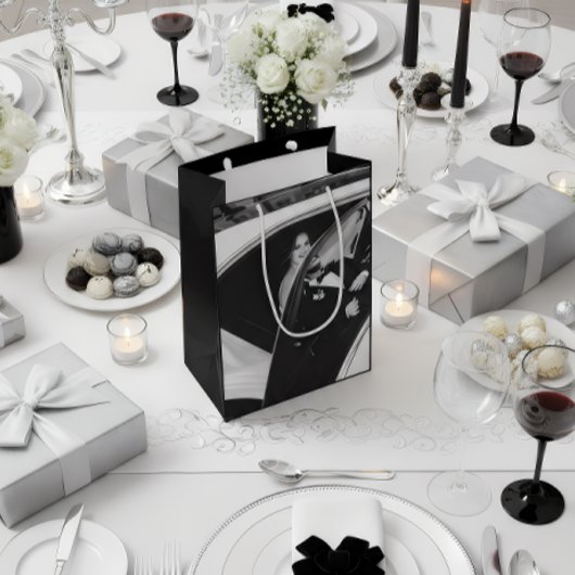 Elegant Black & White Wedding Gift Bag ミディアムペーパーバッグ