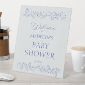 Elegant Blue Floral Vines Baby Shower Welcome Sign 台座サイン (インサイチュ)
