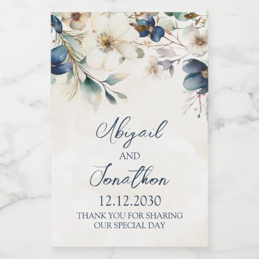 Elegant Blue Floral Winter Wedding Wine Label ワインラベル (シングルラベル)