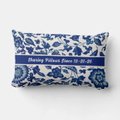 Elegant Blue French Country Chinoiserie Names Year ランバークッション (裏面)