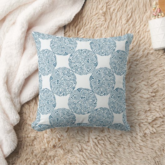 Elegant Blue Midnight Baroque Bloom Throw Pillow クッション (ブランケット)