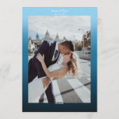 Elegant Blue Ombre Romantic Monarch Butterfly 招待状 (裏面)