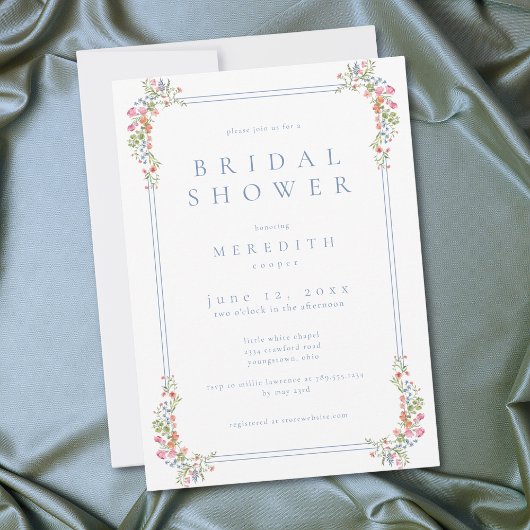Elegant Blue Pastel Wildflower Crest Bridal Shower 招待状