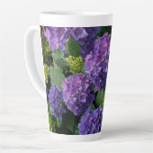 Elegant blue purple magenta green floral hydrangea カフェラテマグ (左アングル)