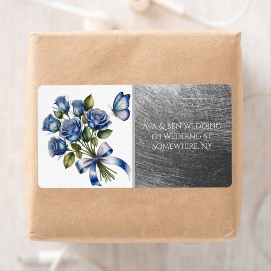 Elegant Blue Roses & Butterfly Silver Wedding ラベル (インサイチュ)