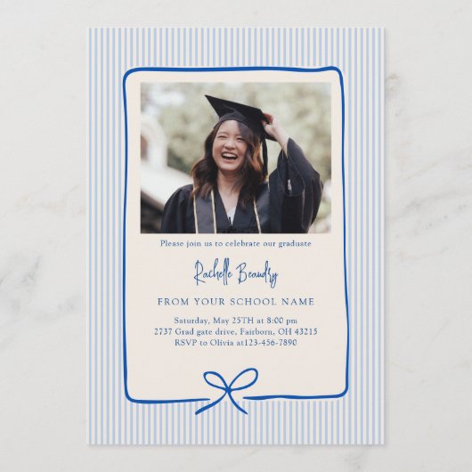 Elegant Blue Stripes Bow Frame Graduation Party 招待状 (裏面)