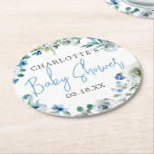 Elegant Blue White Floral Spring Boy Baby Shower ラウンドペーパーコースター (アングル)