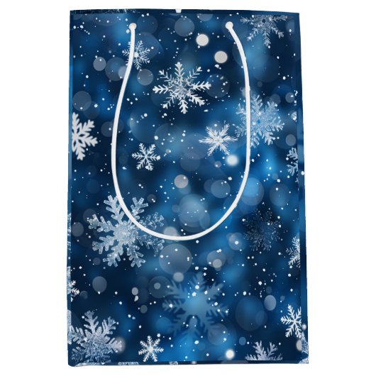Elegant Blue & White Snowflake Winter Gift Bag ミディアムペーパーバッグ (正面)