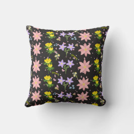 Elegant Botanical Floral Print Cushion for Home de クッション