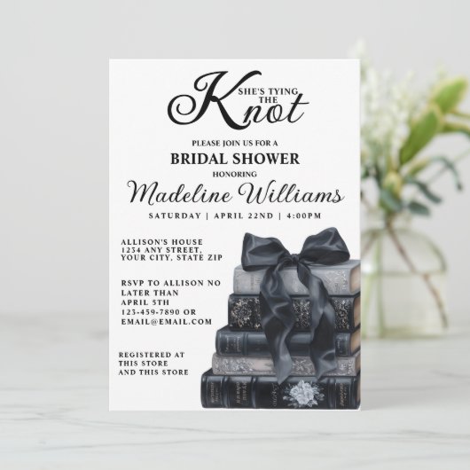 Elegant Bow She's Tying The Knot Bridal Shower  招待状 (スタンド正面)