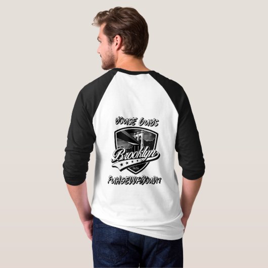 Elegant Brooklyn Logo Design Tシャツ (裏面フル)