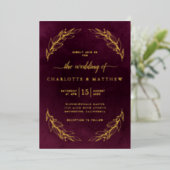 Elegant Burgundy and Gold Botanical Wedding 箔招待状 (立ち正面)