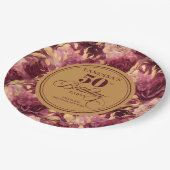 Elegant Burgundy Blush Gold Floral 50th Birthday  ペーパープレート (アングル)